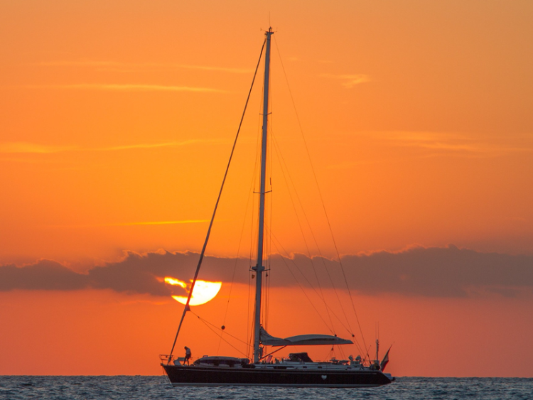 Yacht purchase: Hidden defects